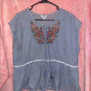 Cute springy/ summery shirt